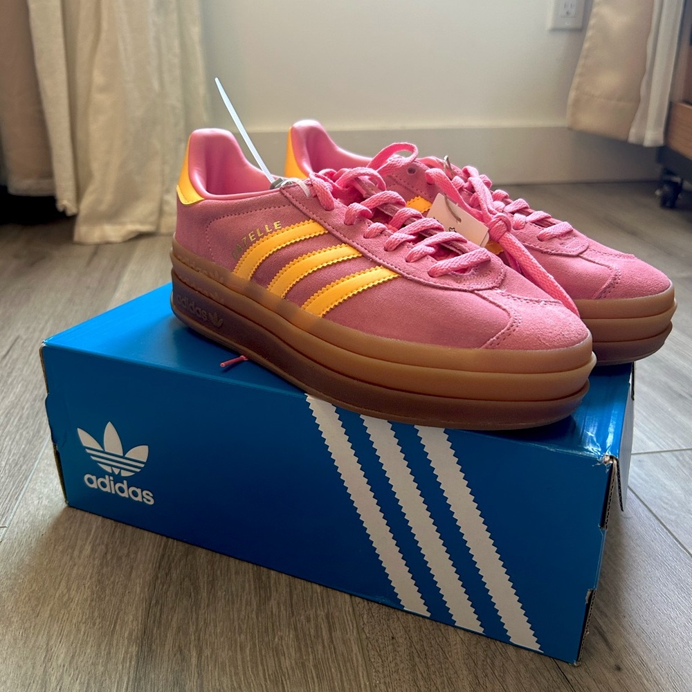Adidas Gazelle Pink and Yellow W 7.5 NIB